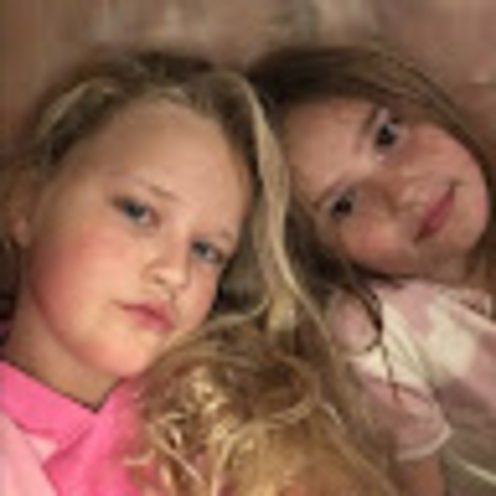 Meet your Posher, Charlotte